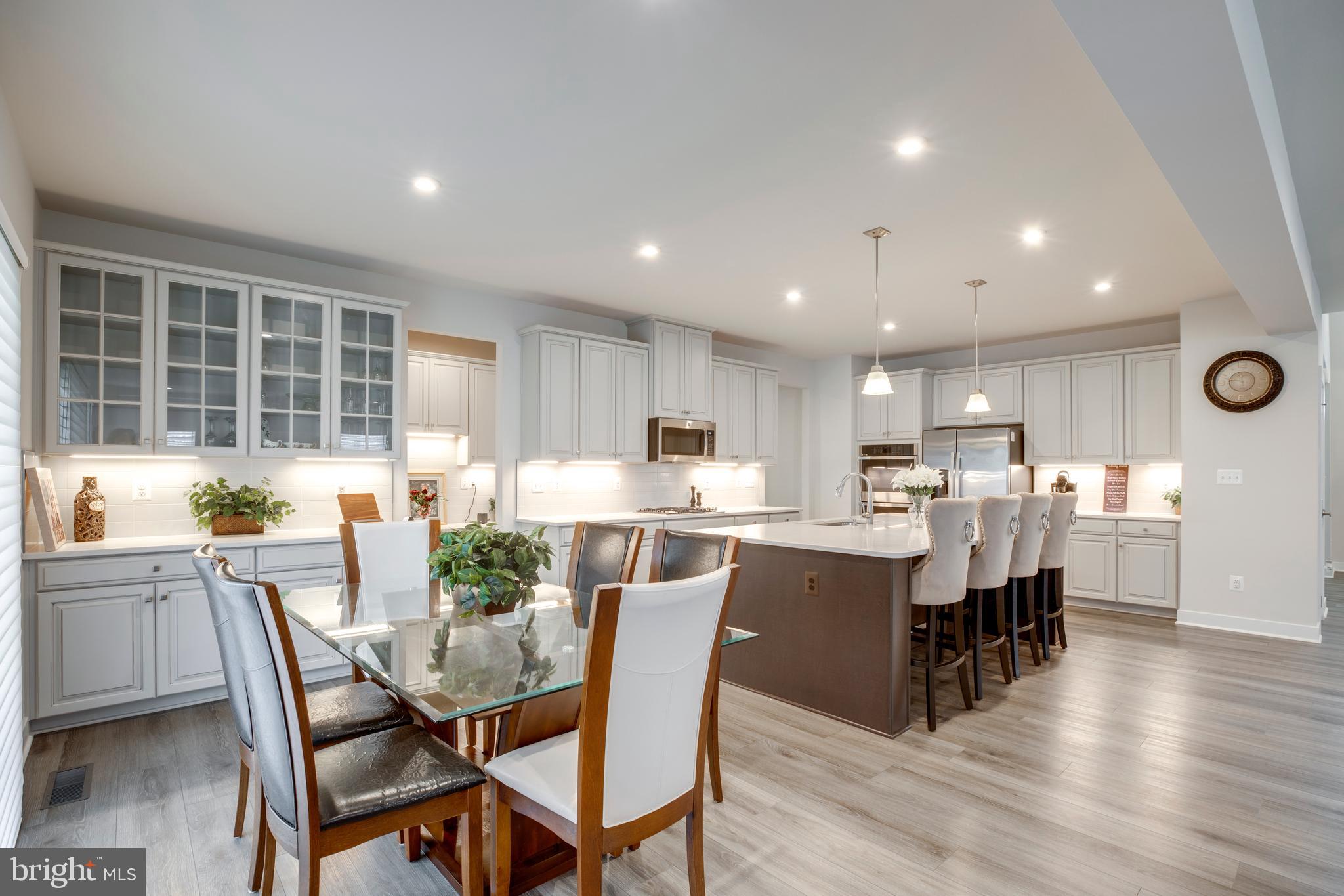 BROAD RUN ESTATES - Residential