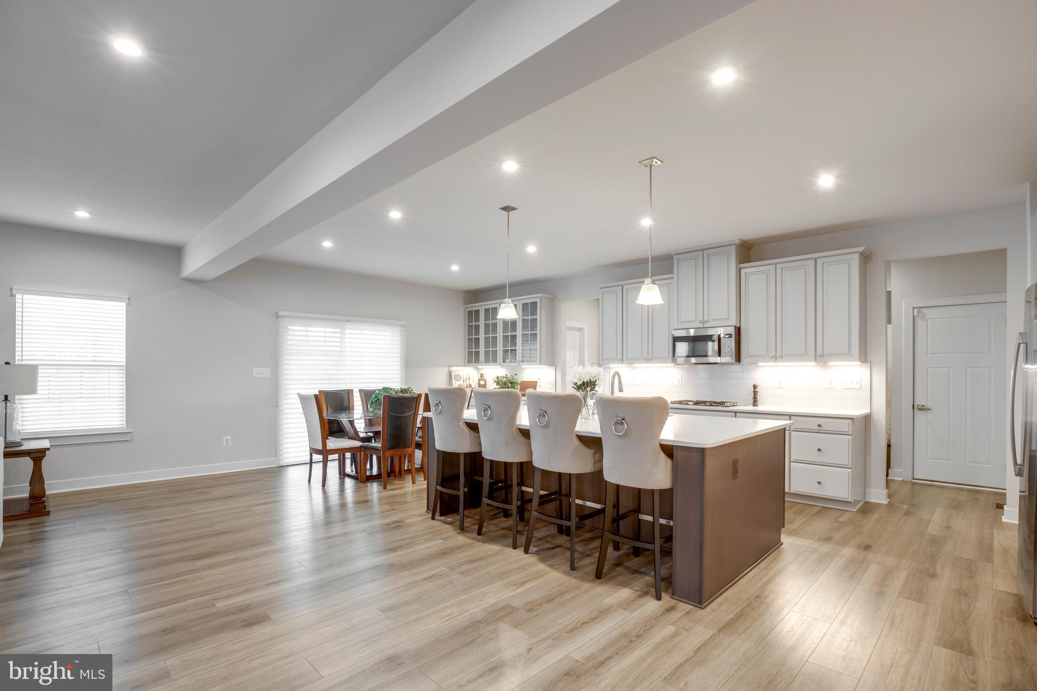 BROAD RUN ESTATES - Residential