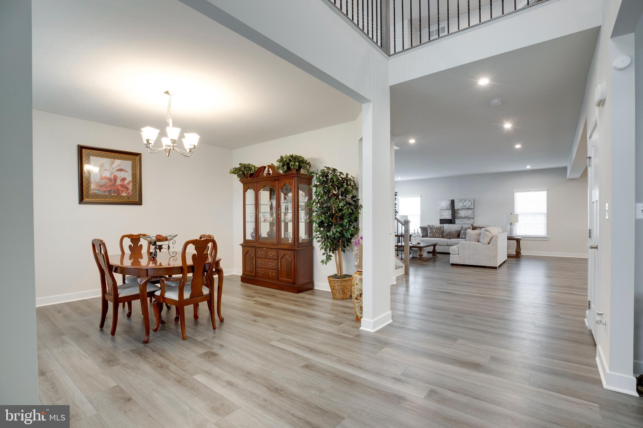 BROAD RUN ESTATES - Residential