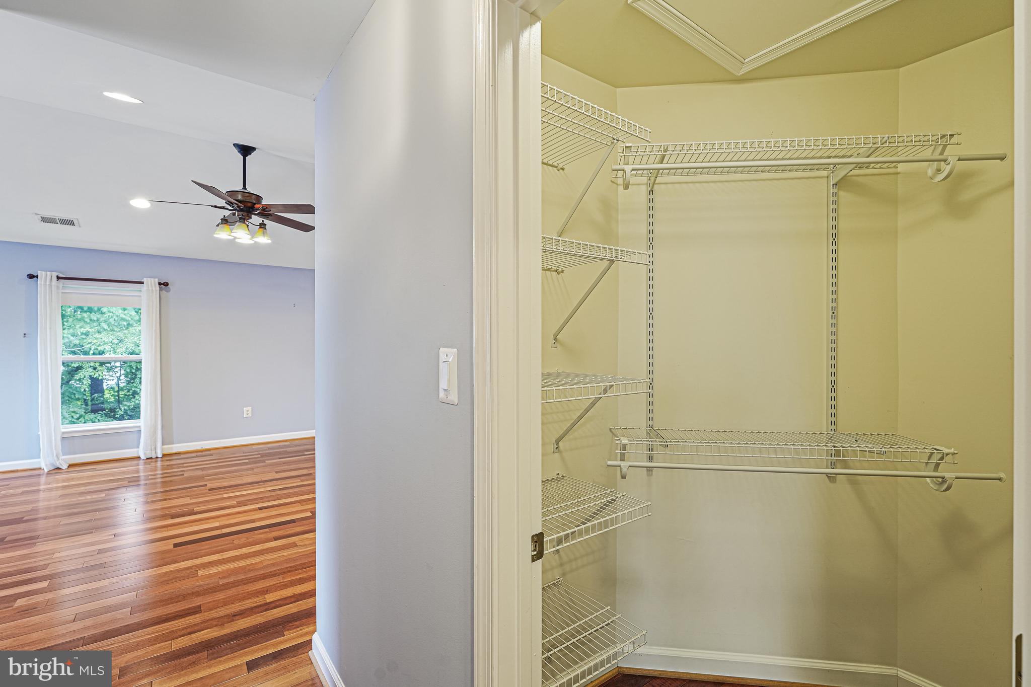 CARTERS GROVE - Residential