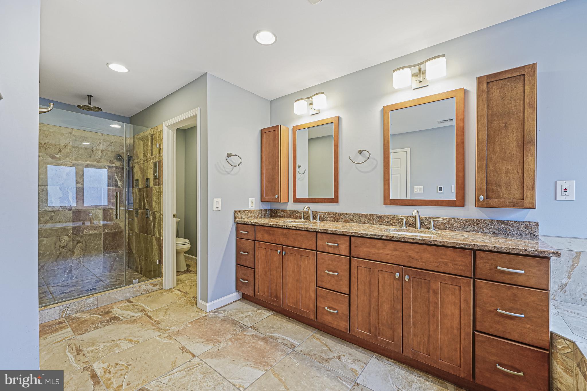 CARTERS GROVE - Residential