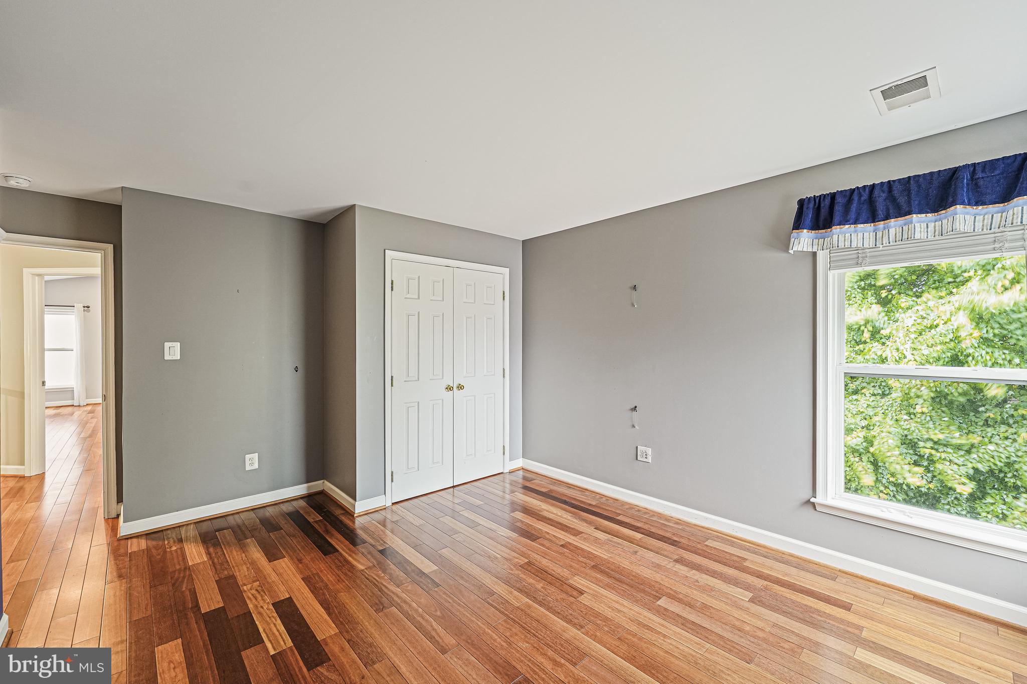 CARTERS GROVE - Residential