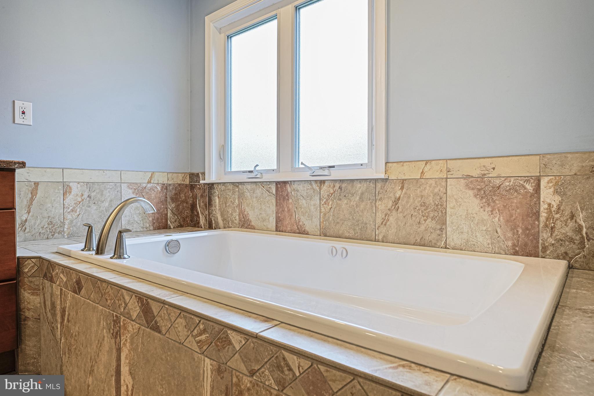 CARTERS GROVE - Residential