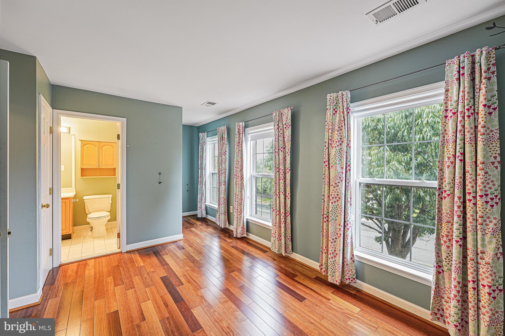 CARTERS GROVE - Residential