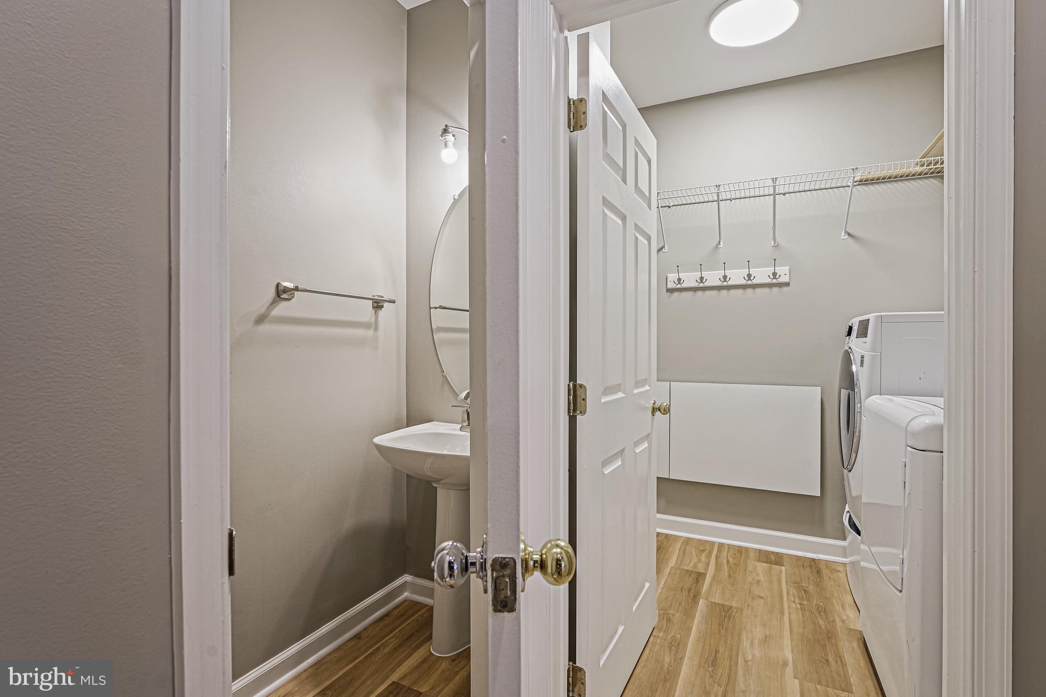 CARTERS GROVE - Residential