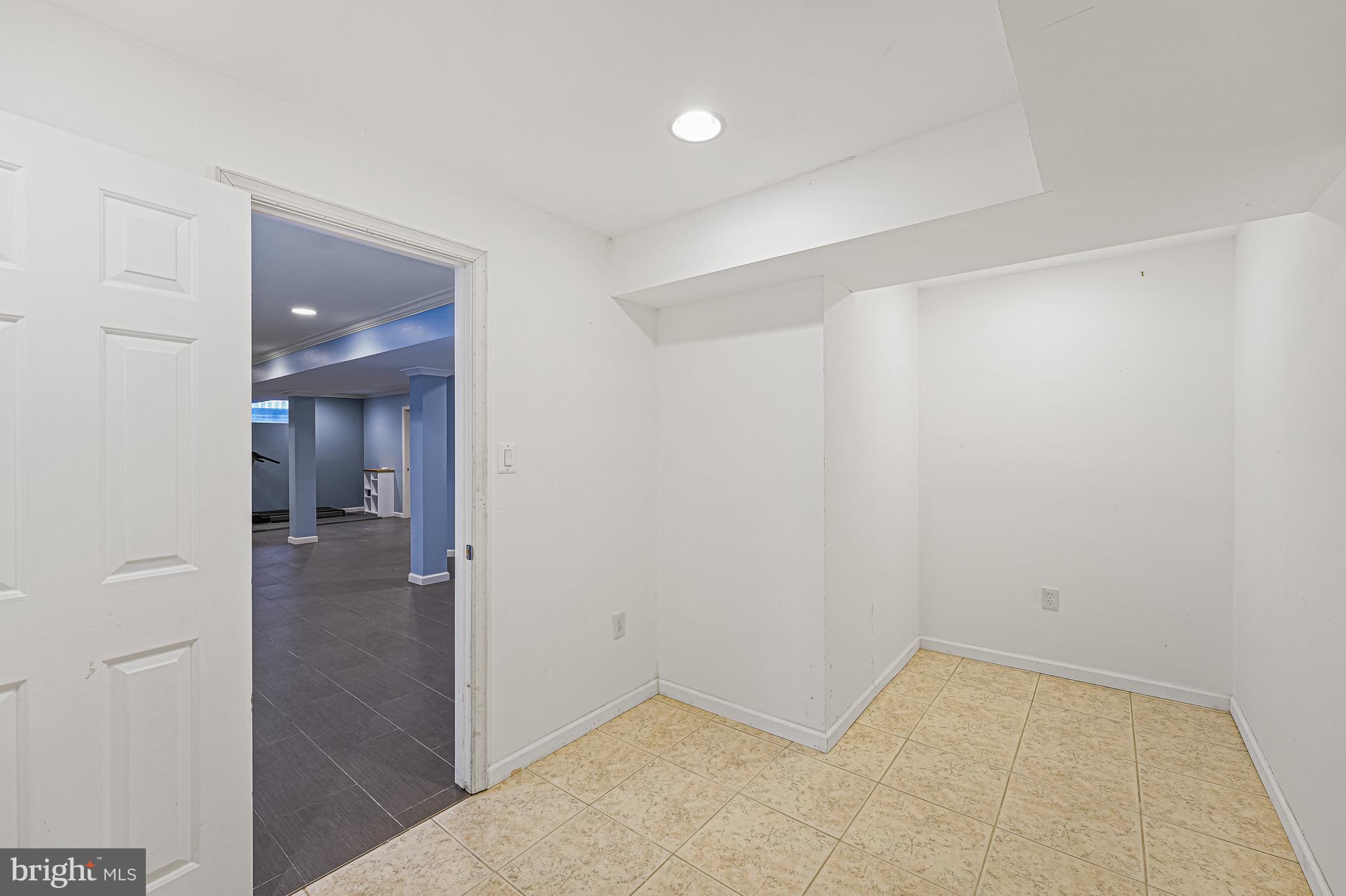 CARTERS GROVE - Residential