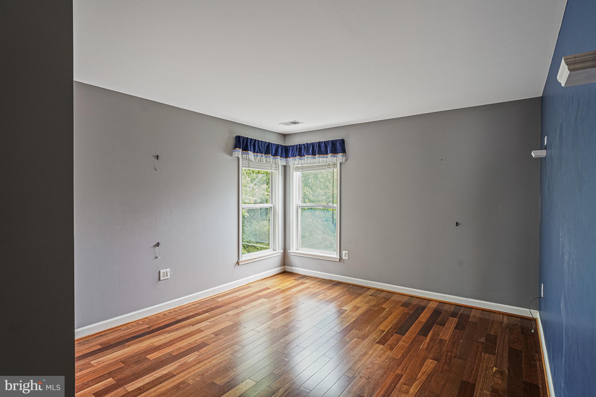 CARTERS GROVE - Residential