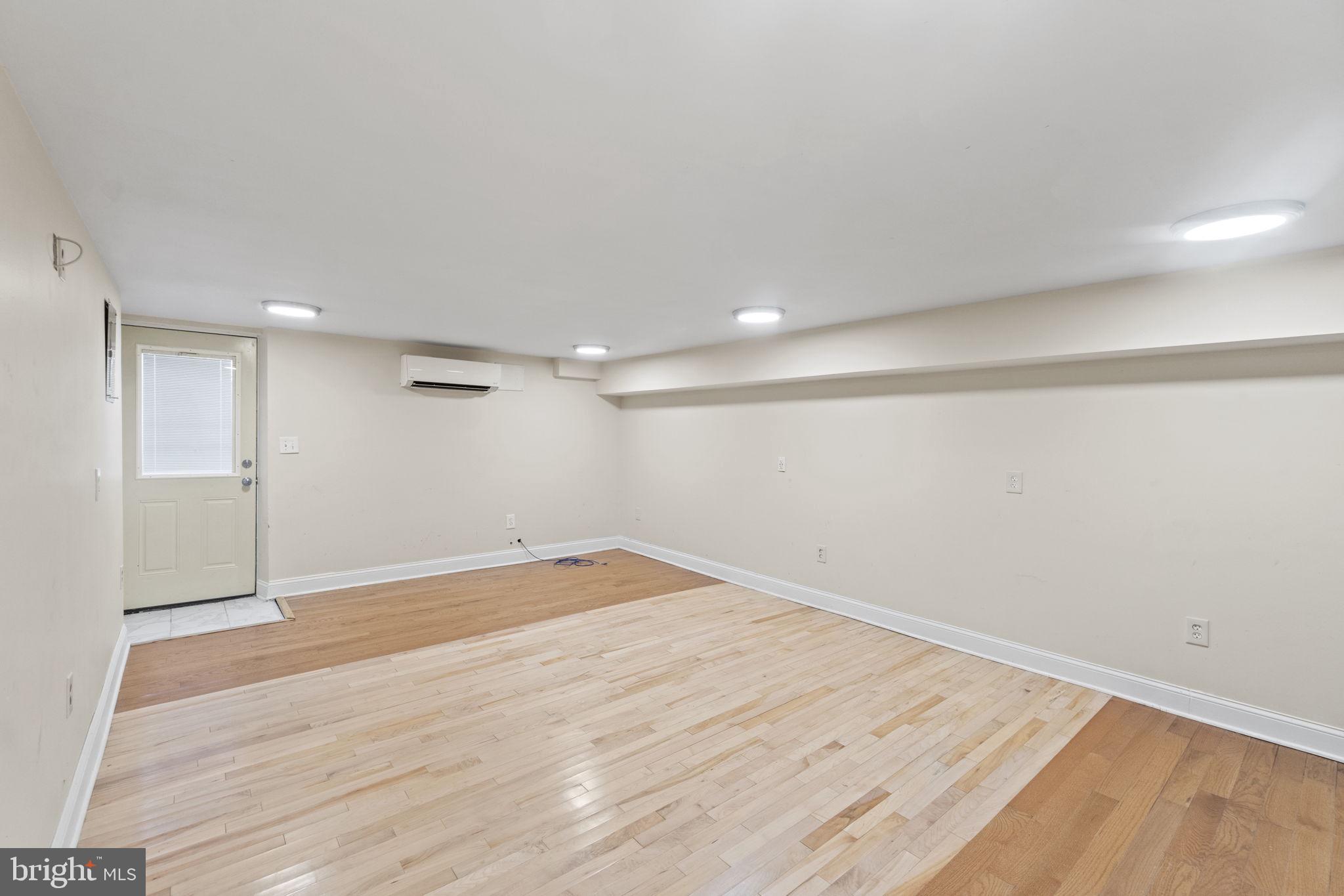 BRENTWOOD-CZARRAS ADDN - Residential