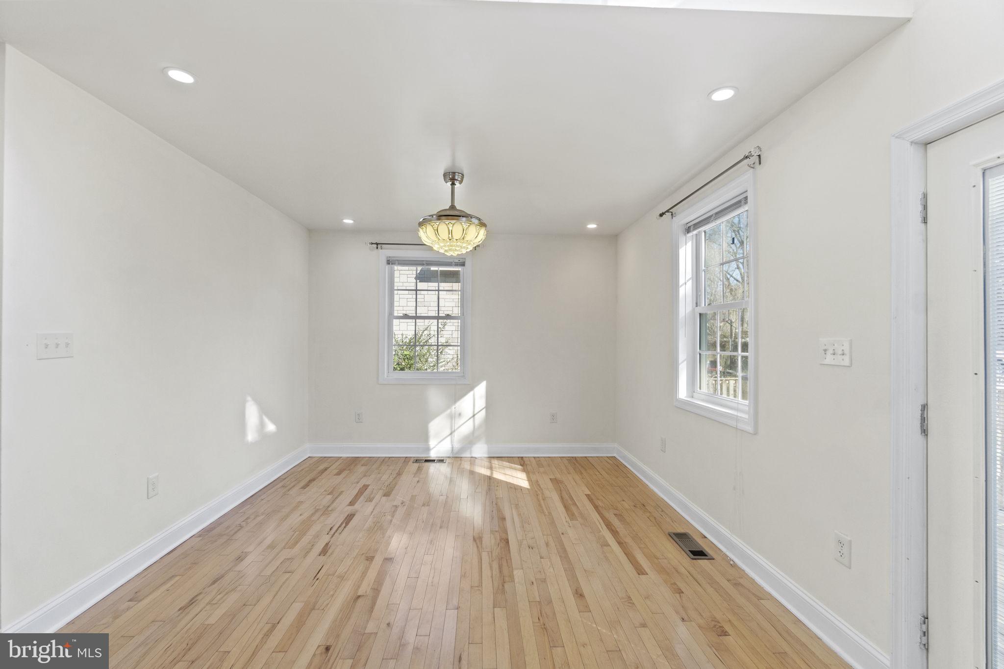 BRENTWOOD-CZARRAS ADDN - Residential