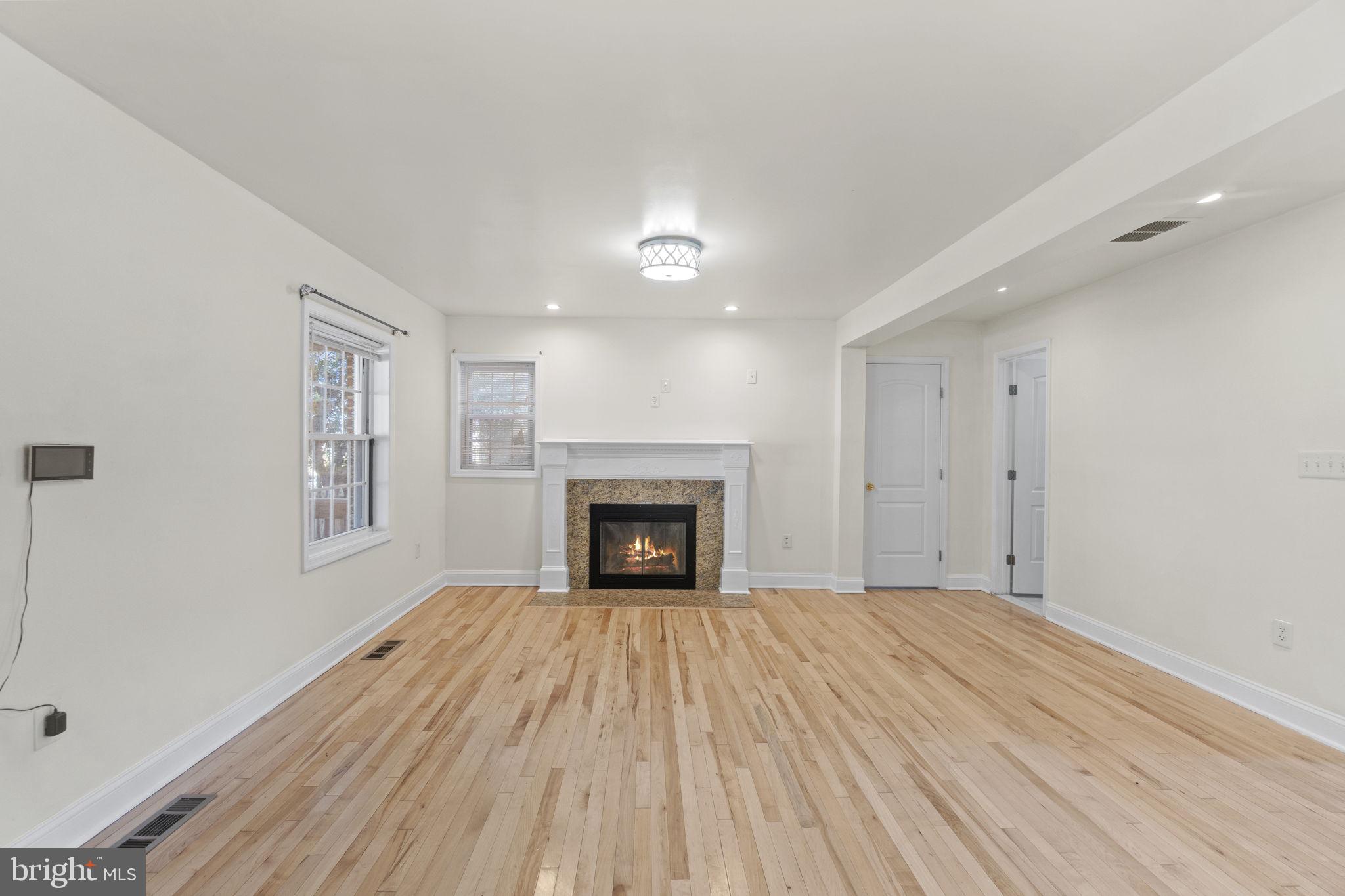 BRENTWOOD-CZARRAS ADDN - Residential