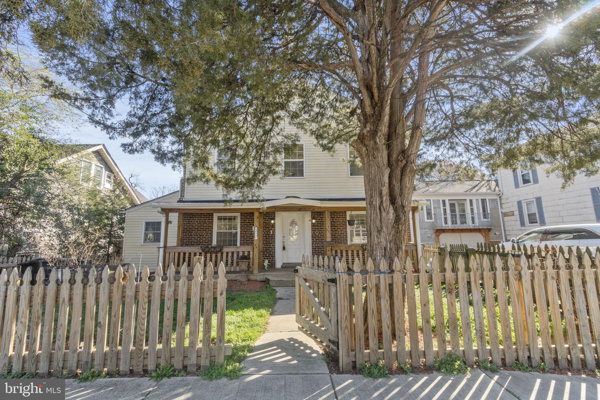 BRENTWOOD-CZARRAS ADDN - Residential