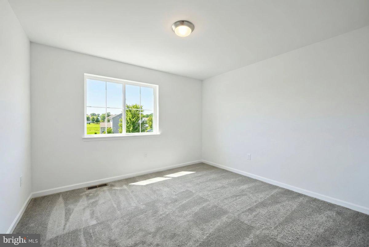 HAMPTON HEIGHTS - Residential