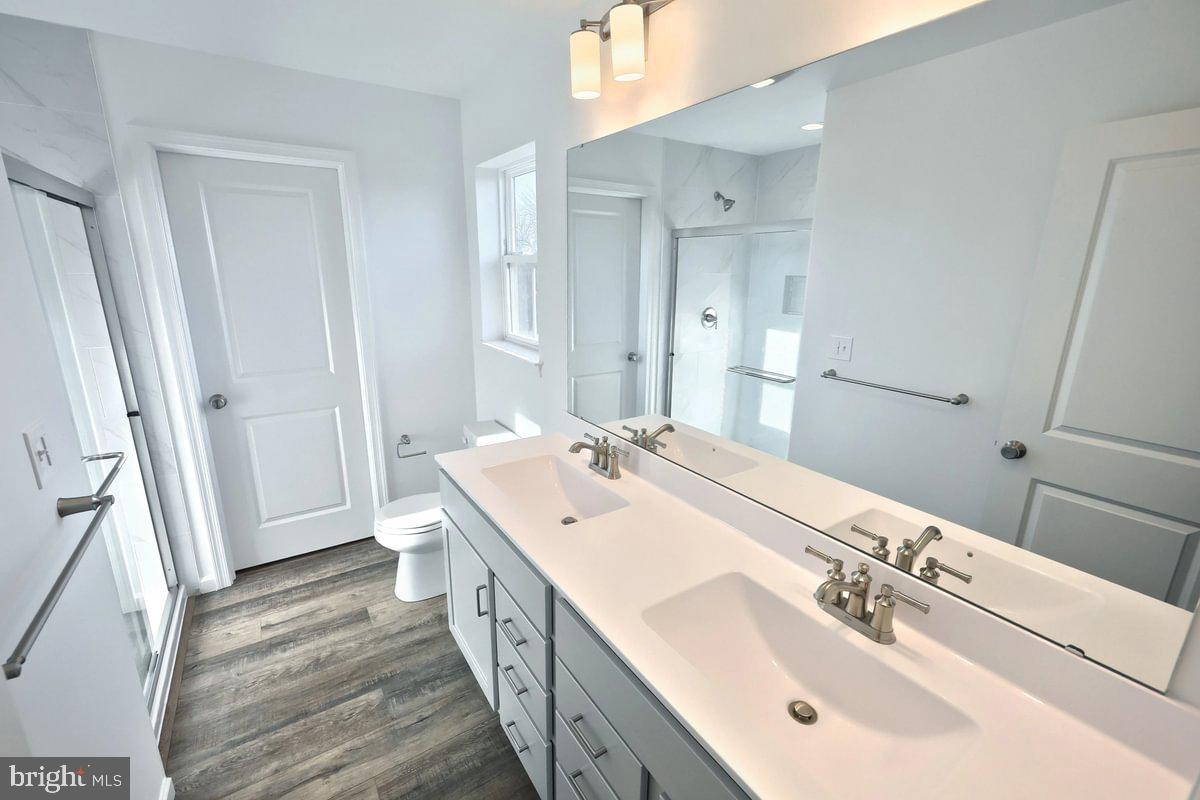 HAMPTON HEIGHTS - Residential