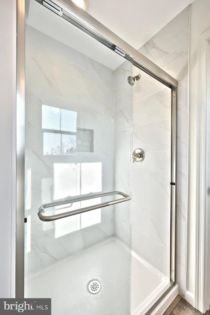 HAMPTON HEIGHTS - Residential