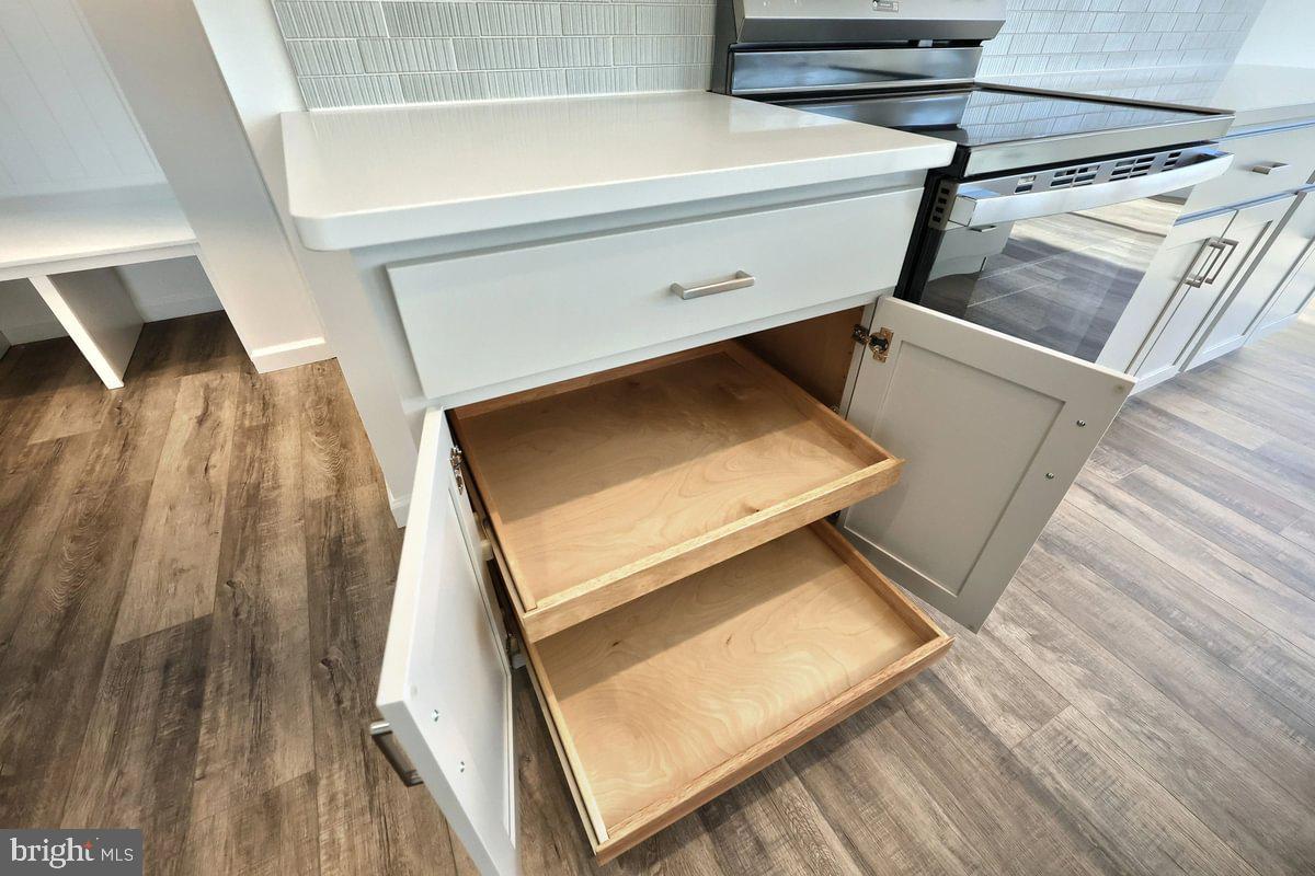 HAMPTON HEIGHTS - Residential