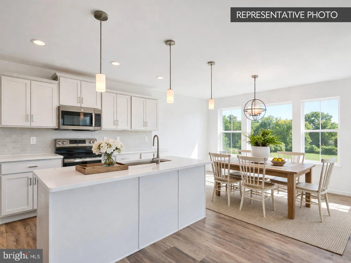 HAMPTON HEIGHTS - Residential