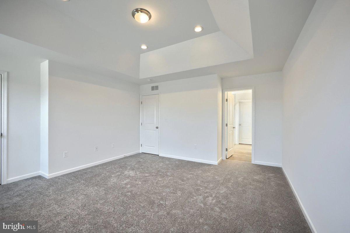 HAMPTON HEIGHTS - Residential