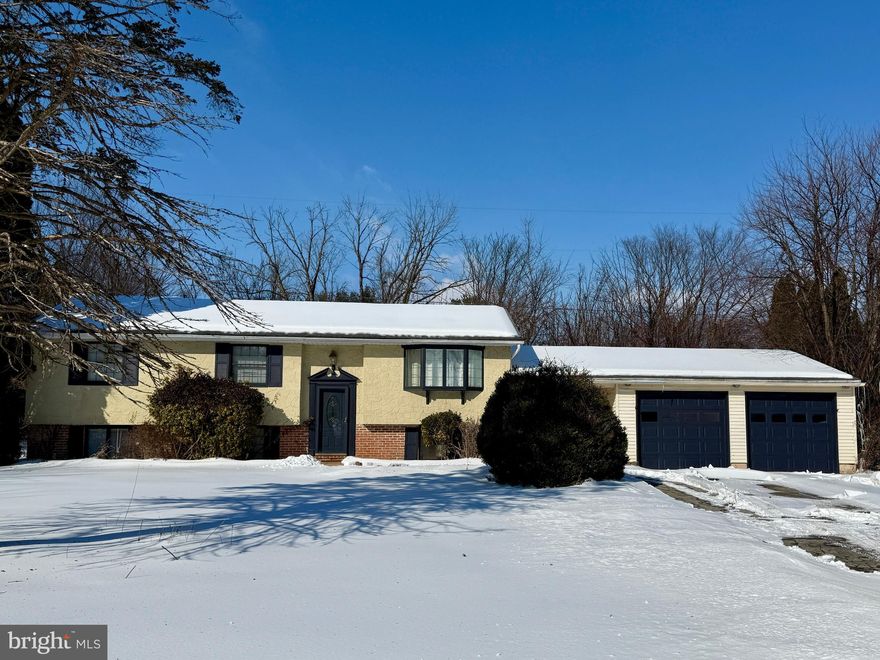 Welcome to 110 Wendy Circle, located just north of Sadsburyville, PA, in a desirable and quiet enclave of homes.  Exceptional living space and Value!!  This bilevel home sits on a spacious one-acre lot with open, flat land and a private backyard, offering tremendous potential and priced to sell.

The home features a large and versatile floor plan with 4 bedrooms, 3 full baths, and an oversized 2-car garage. The main level includes a bright living room, dining area, and updated kitchen. The primary suite boasts vaulted ceilings, a private bath, and a large addition that provides generous extra space. Two additional well-sized bedrooms and a hall bath complete the main floor.

The lower level offers a very large family room, a fourth bedroom with a full bath, a laundry area, and additional storage space beneath the primary bedroom addition. A breezeway connects the home to the oversized two-car garage, which offers ample storage along with abundant driveway parking.

Annual taxes are remarkably low at just $6,648. This property presents an incredible opportunity to build equity in a wonderful country setting while remaining conveniently located. Enjoy easy access to shopping and dining at the Airport Shopping Center and the redeveloped Route 10 and Route 30 intersection, both just five minutes away. Ideal for commuters, the home offers quick access to the Route 30 bypass, making travel between Philadelphia and Lancaster a breeze.