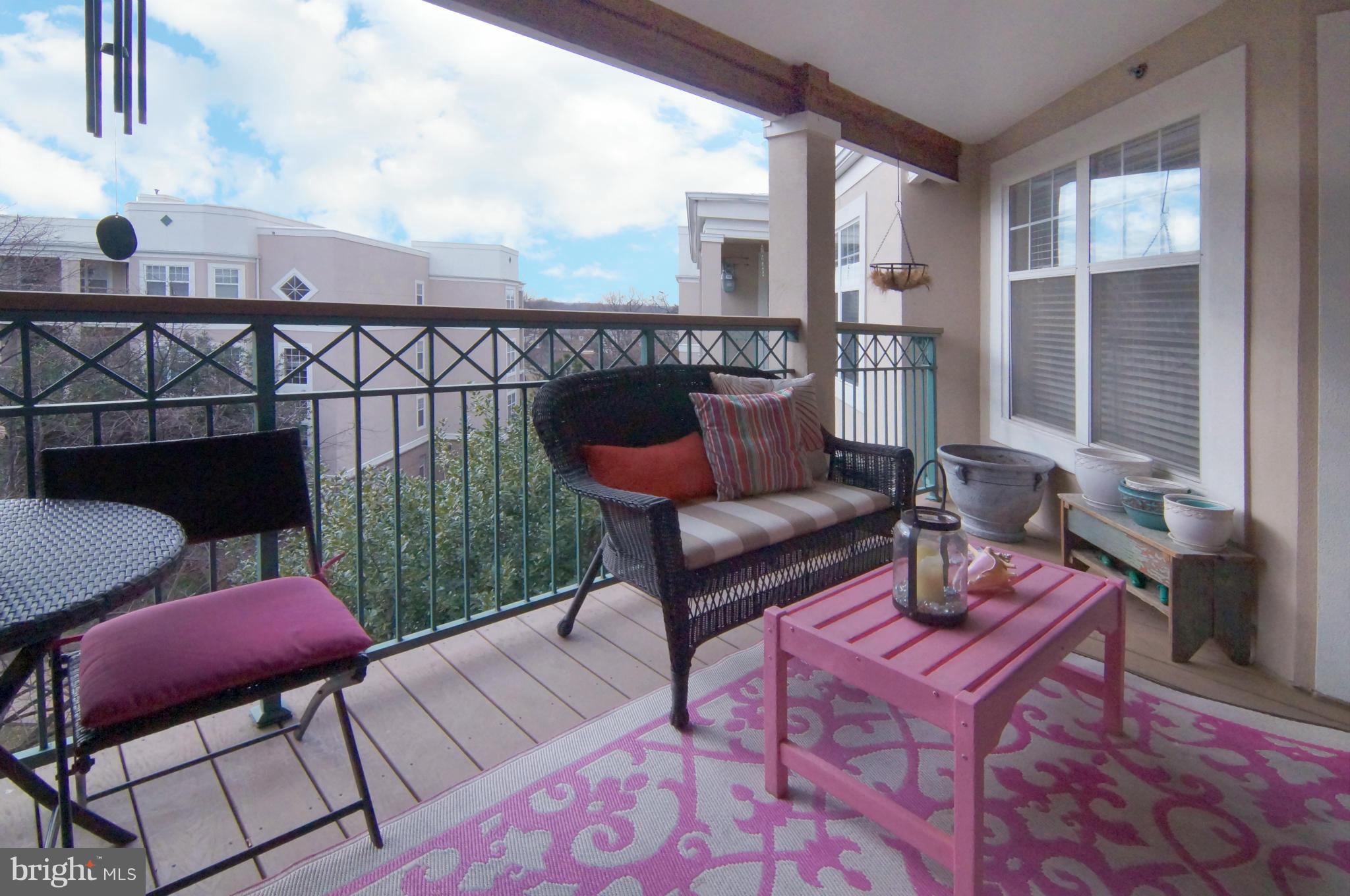 SAVOY PARK CONDOMINIUMS - Residential