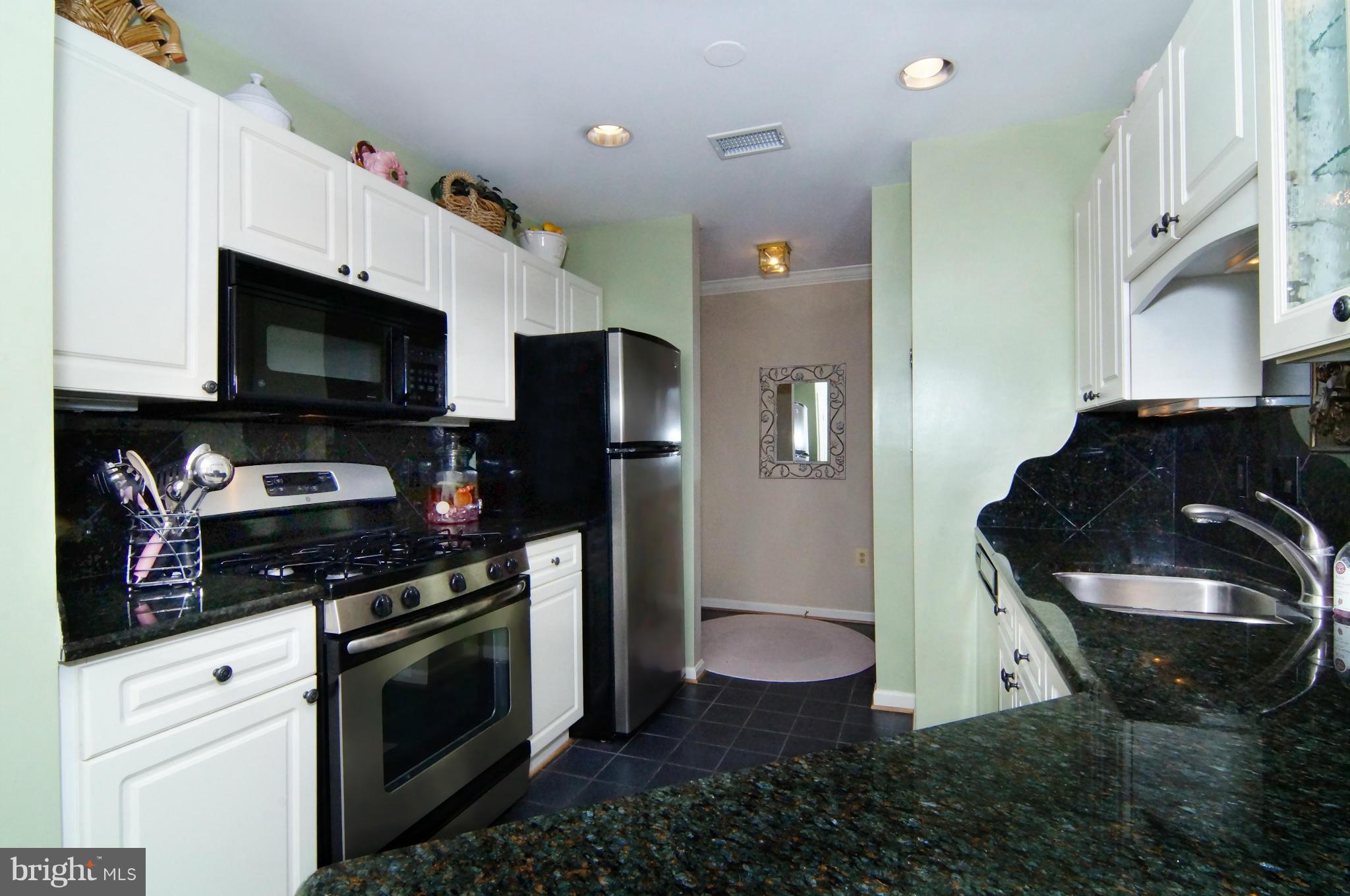 SAVOY PARK CONDOMINIUMS - Residential