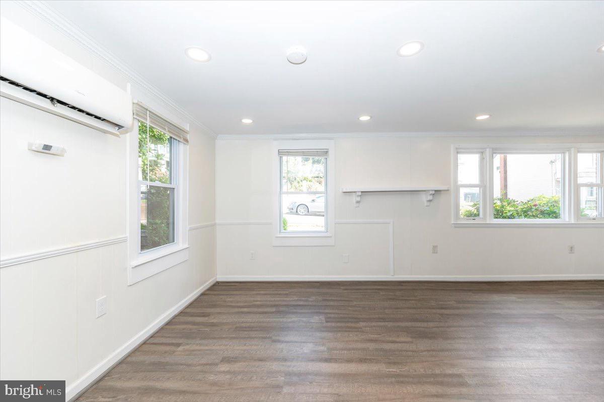 BRUNSWICK - Residential Lease