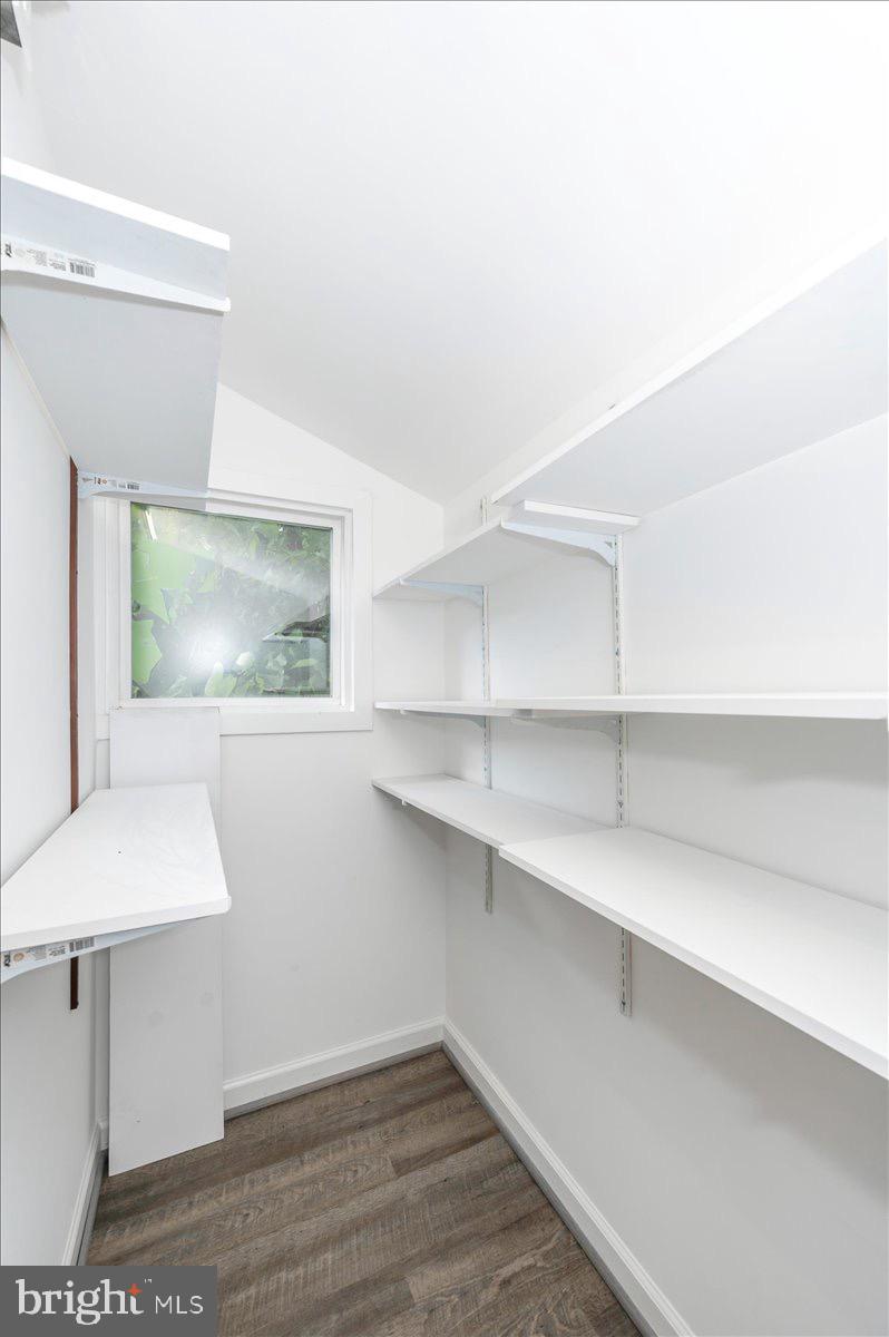 BRUNSWICK - Residential Lease