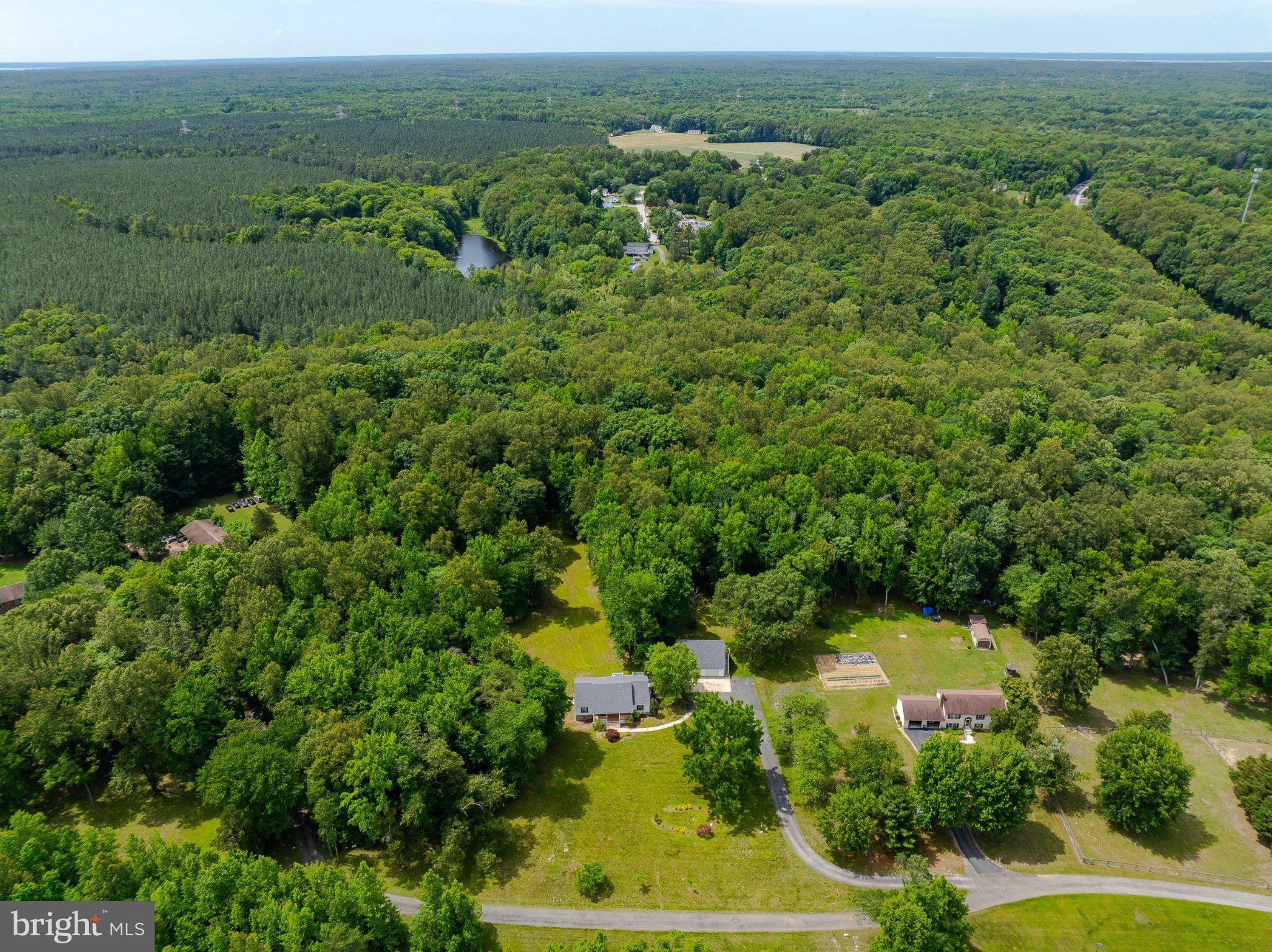 4075 HERITAGE KNOLLS PLACE
