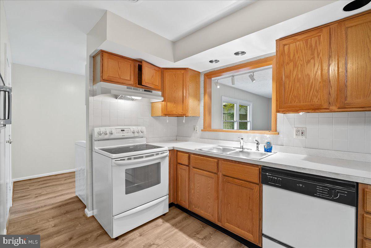 STERLING  PARK - Residential