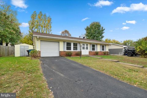 314 E STAUNTON AVENUE E STERLING VA 20164