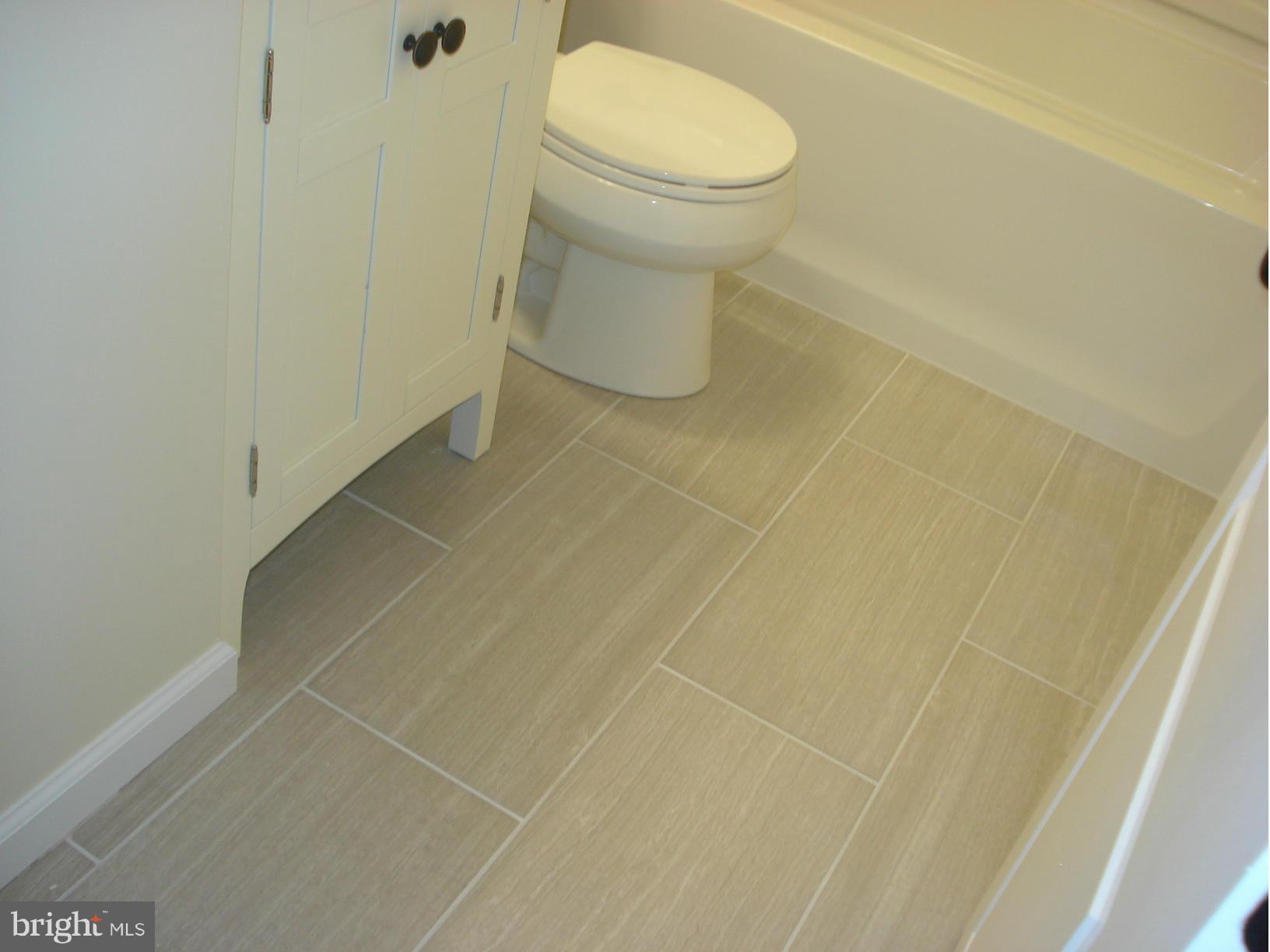 GRAY MANOR - Residential