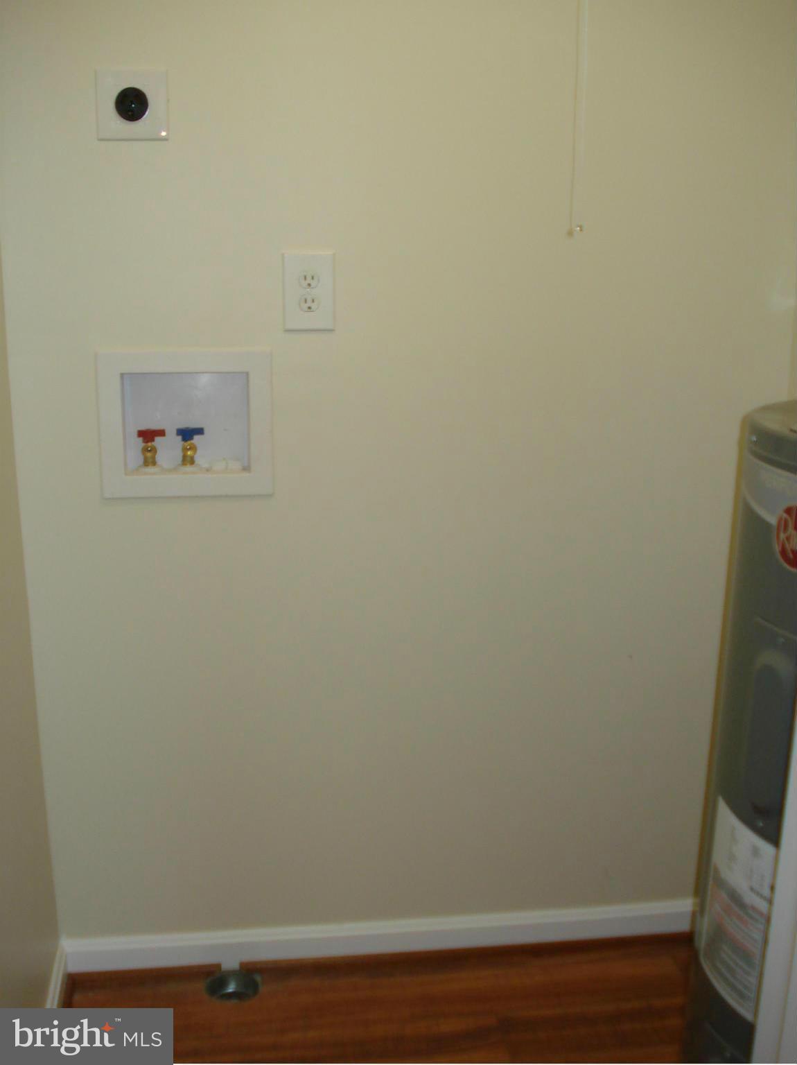 GRAY MANOR - Residential