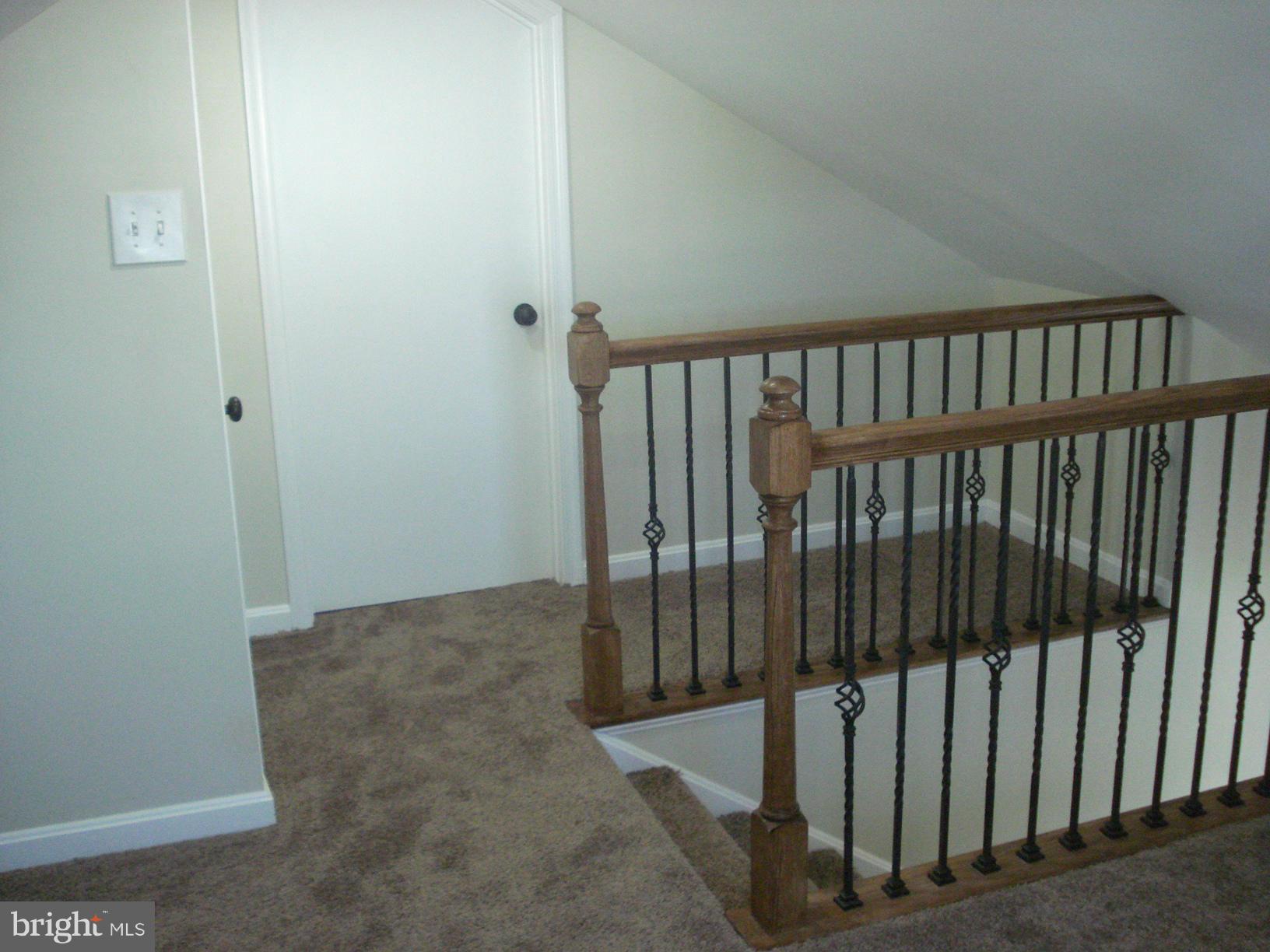 GRAY MANOR - Residential