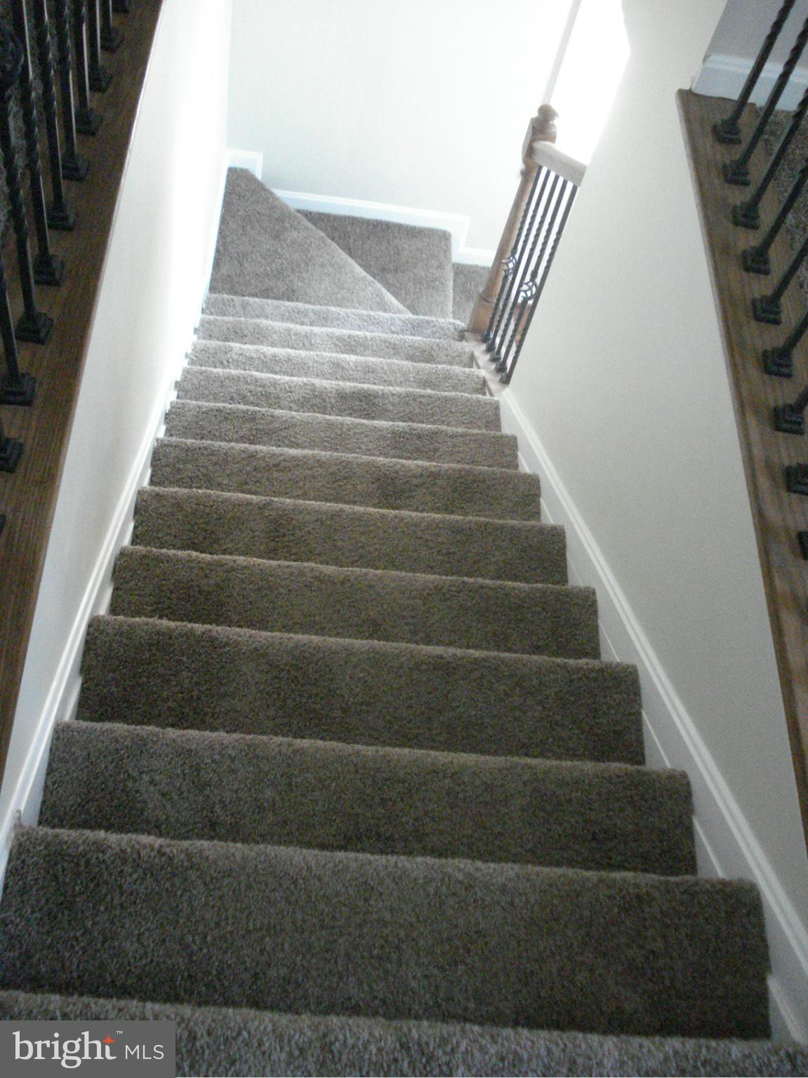 GRAY MANOR - Residential