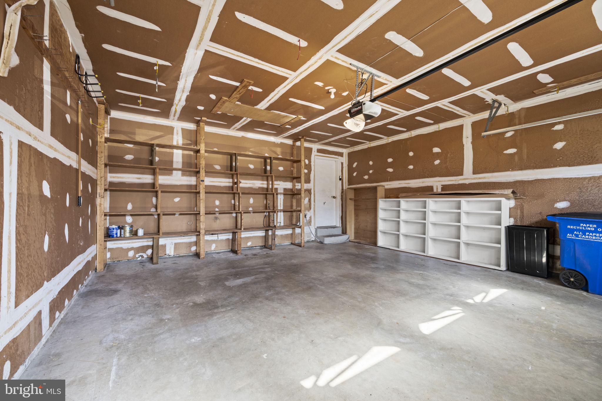 FOX HILLS - Residential