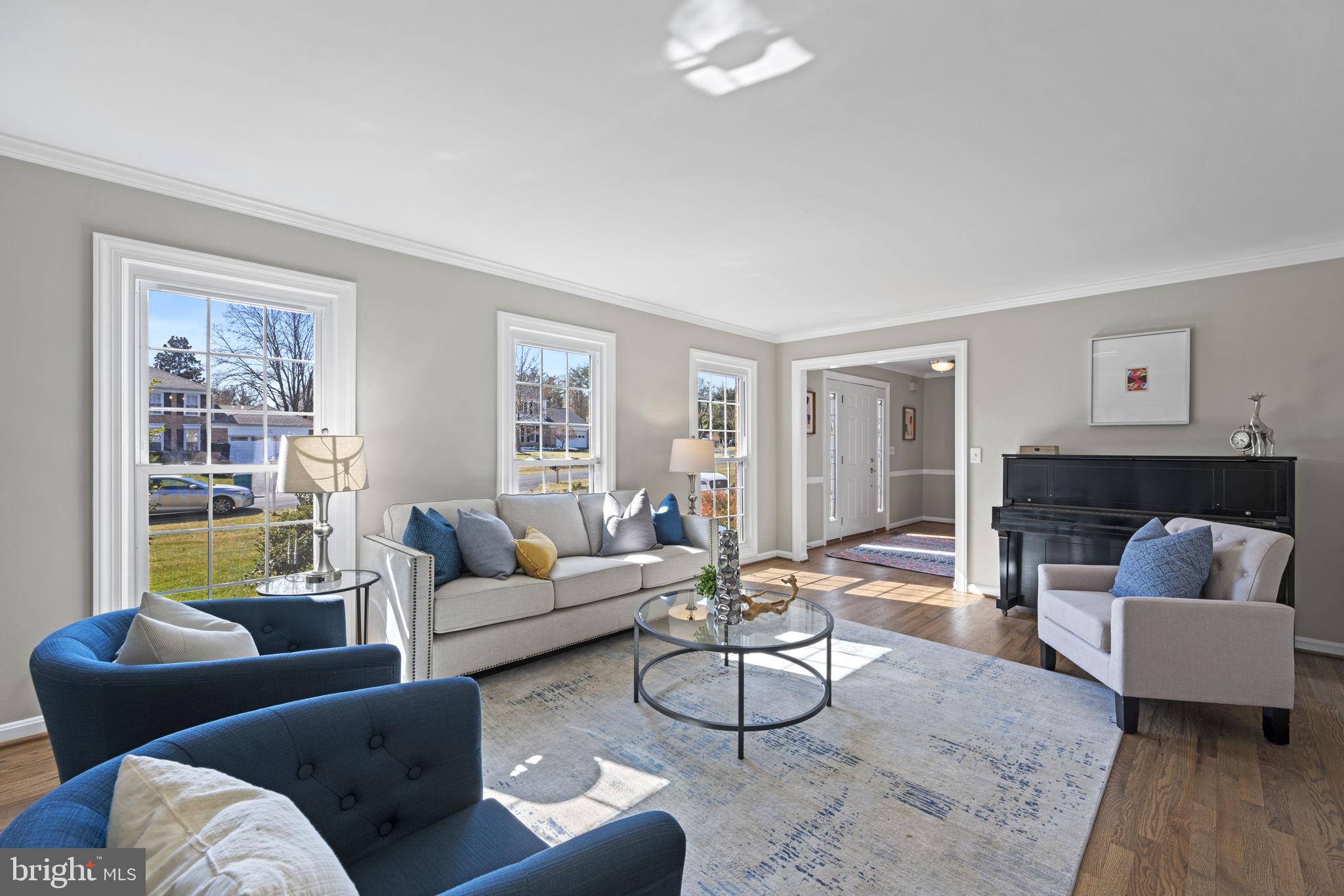 FOX HILLS - Residential