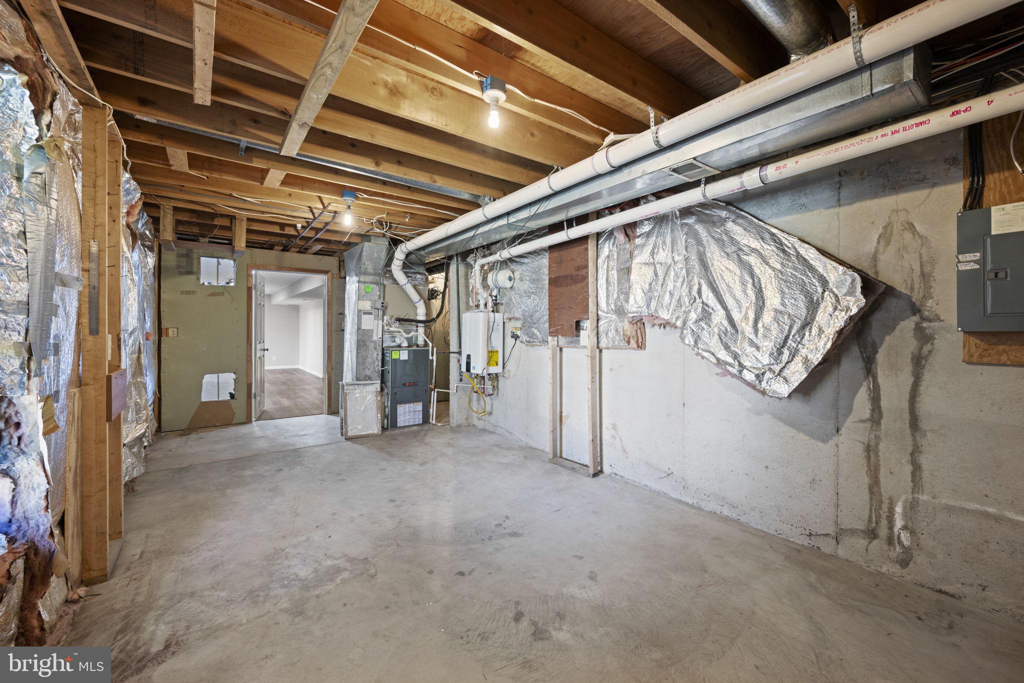 FOX HILLS - Residential