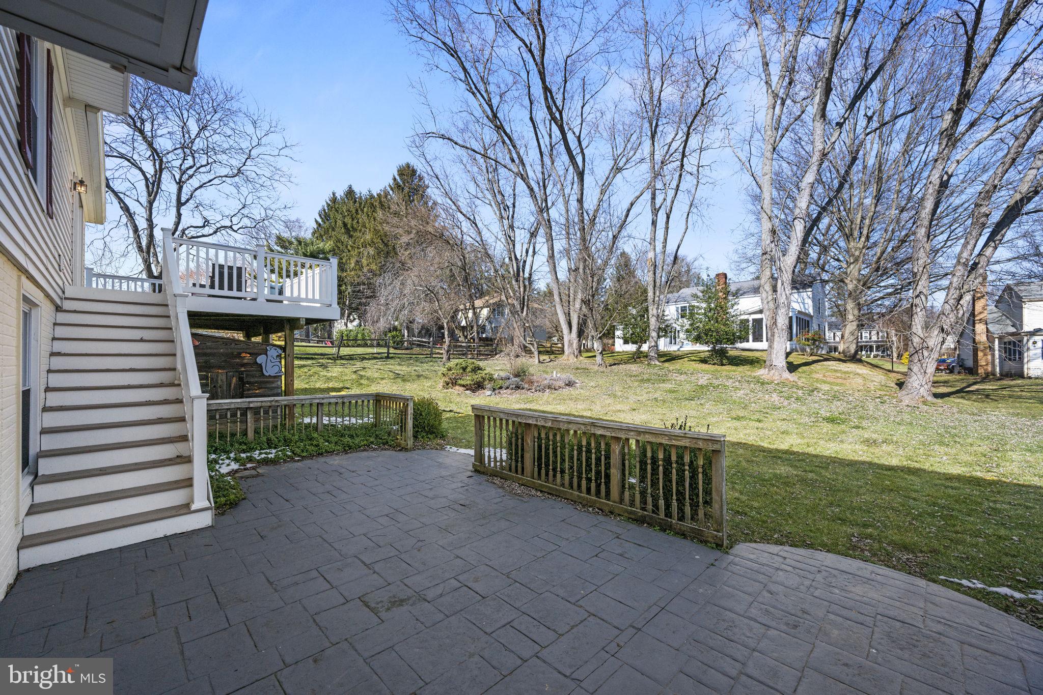 FOX HILLS - Residential