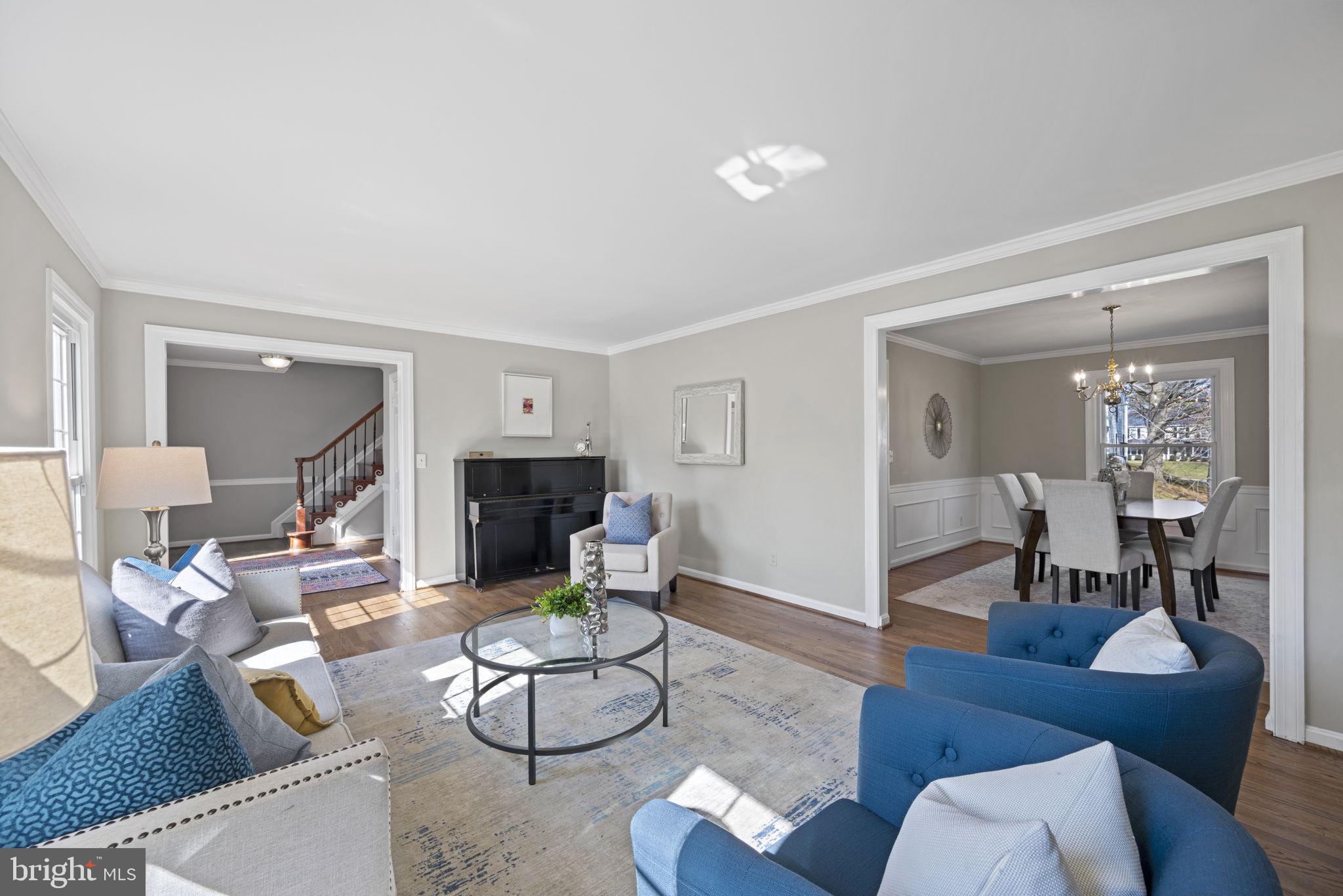 FOX HILLS - Residential