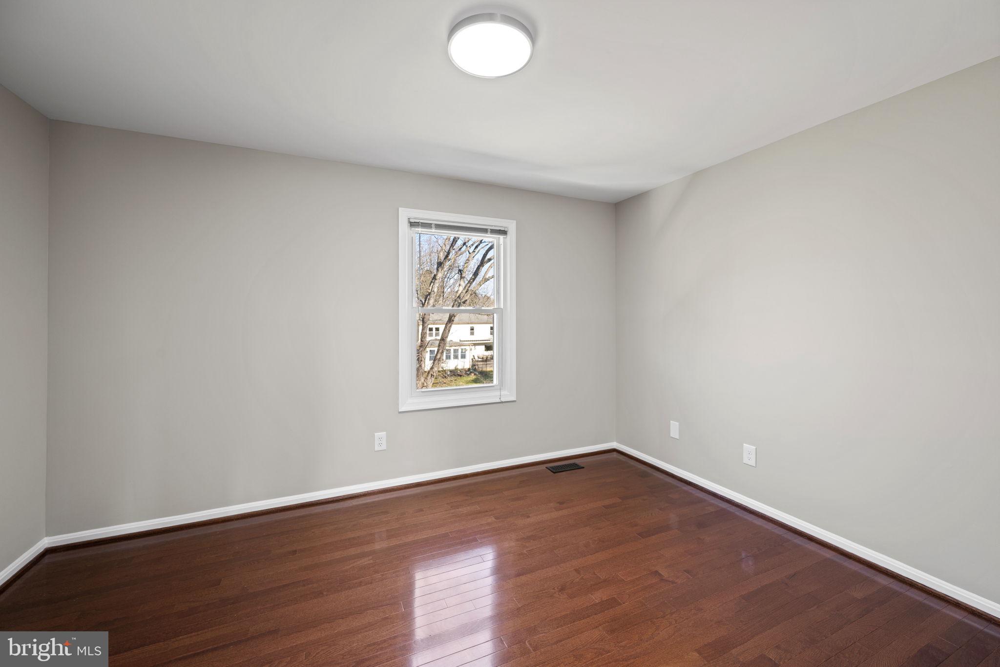 FOX HILLS - Residential