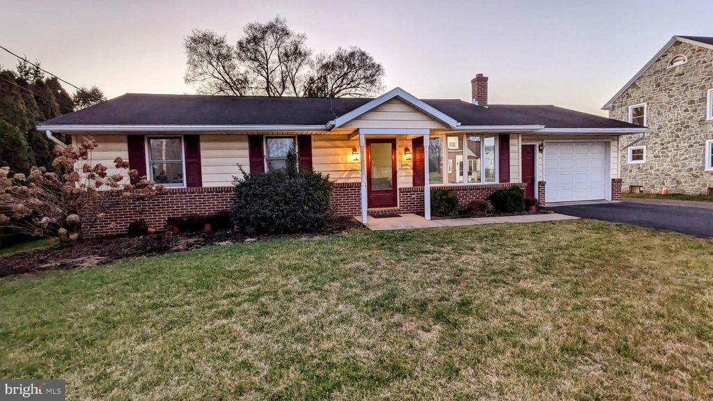 Photo of 1159 READING RD, NARVON, PA 17555 (MLS # PALA2031276)