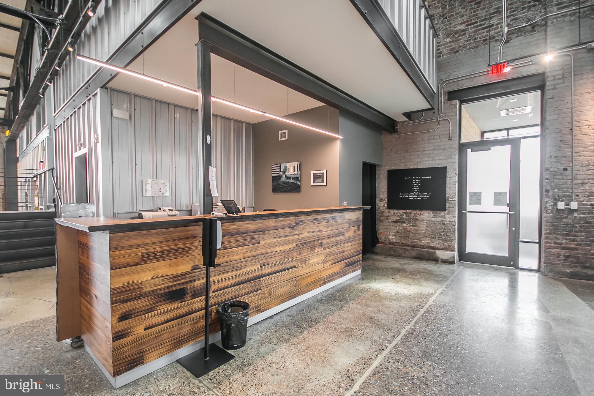 FISHTOWN - Commercial Sale