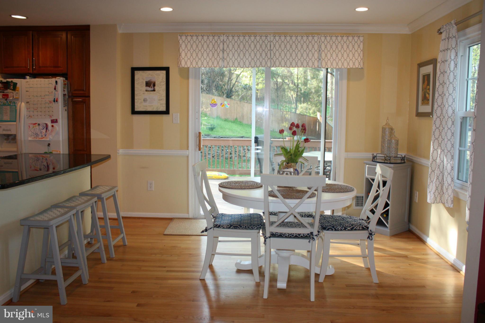 STONEYBROOKE - Residential