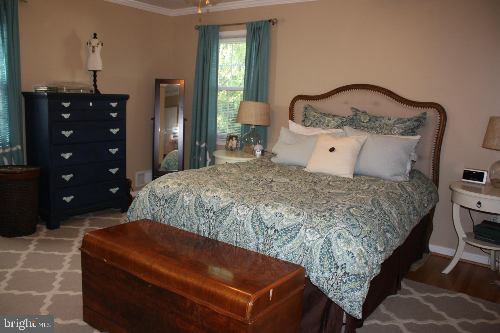 STONEYBROOKE - Residential