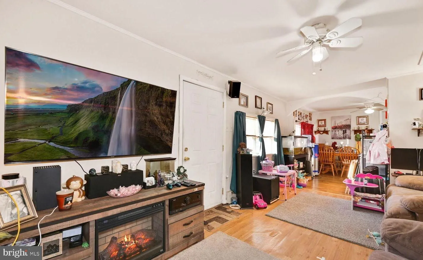 Browns Mills, New Jersey 08015, United States, 4 Bedrooms Bedrooms, ,Residential,Active,255578