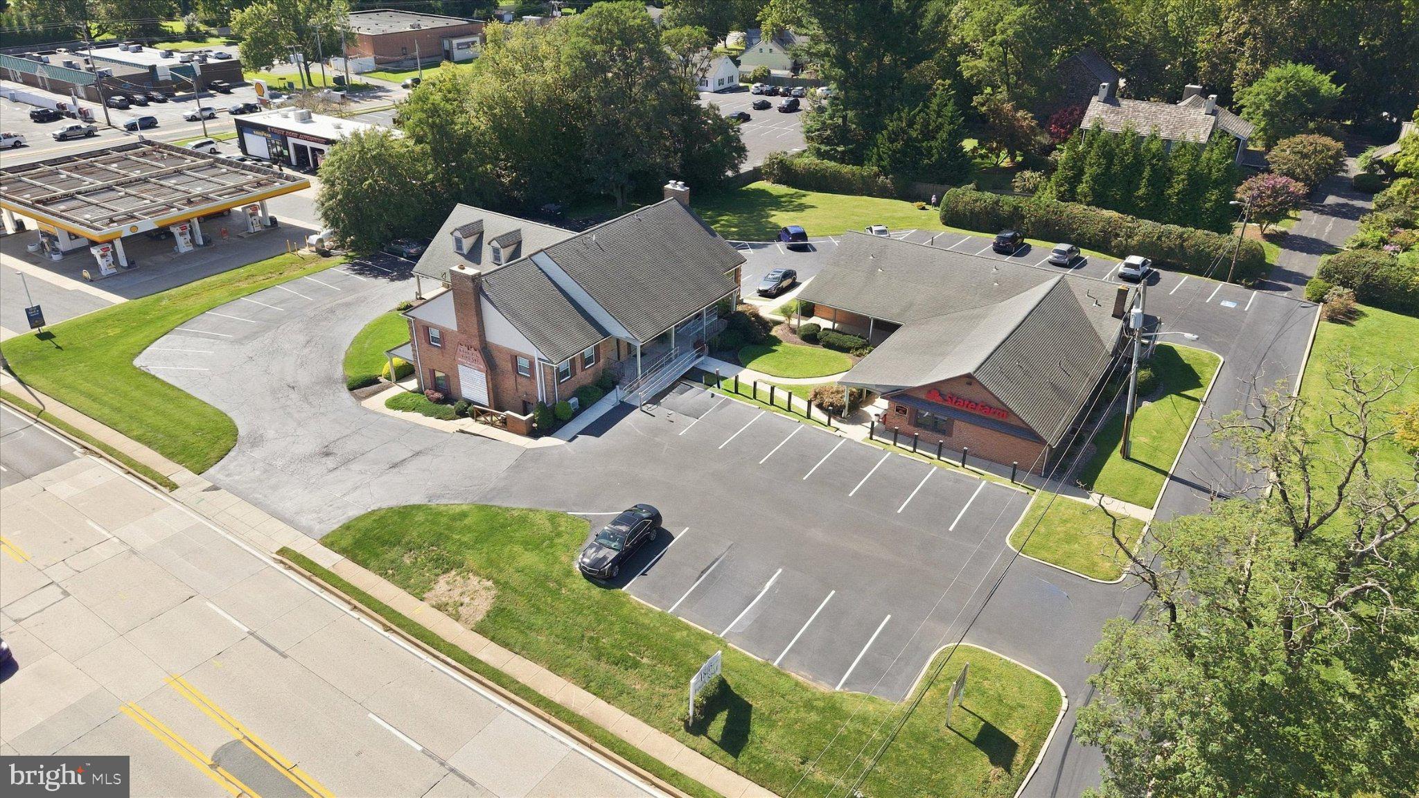 1805 FOULK ROAD E