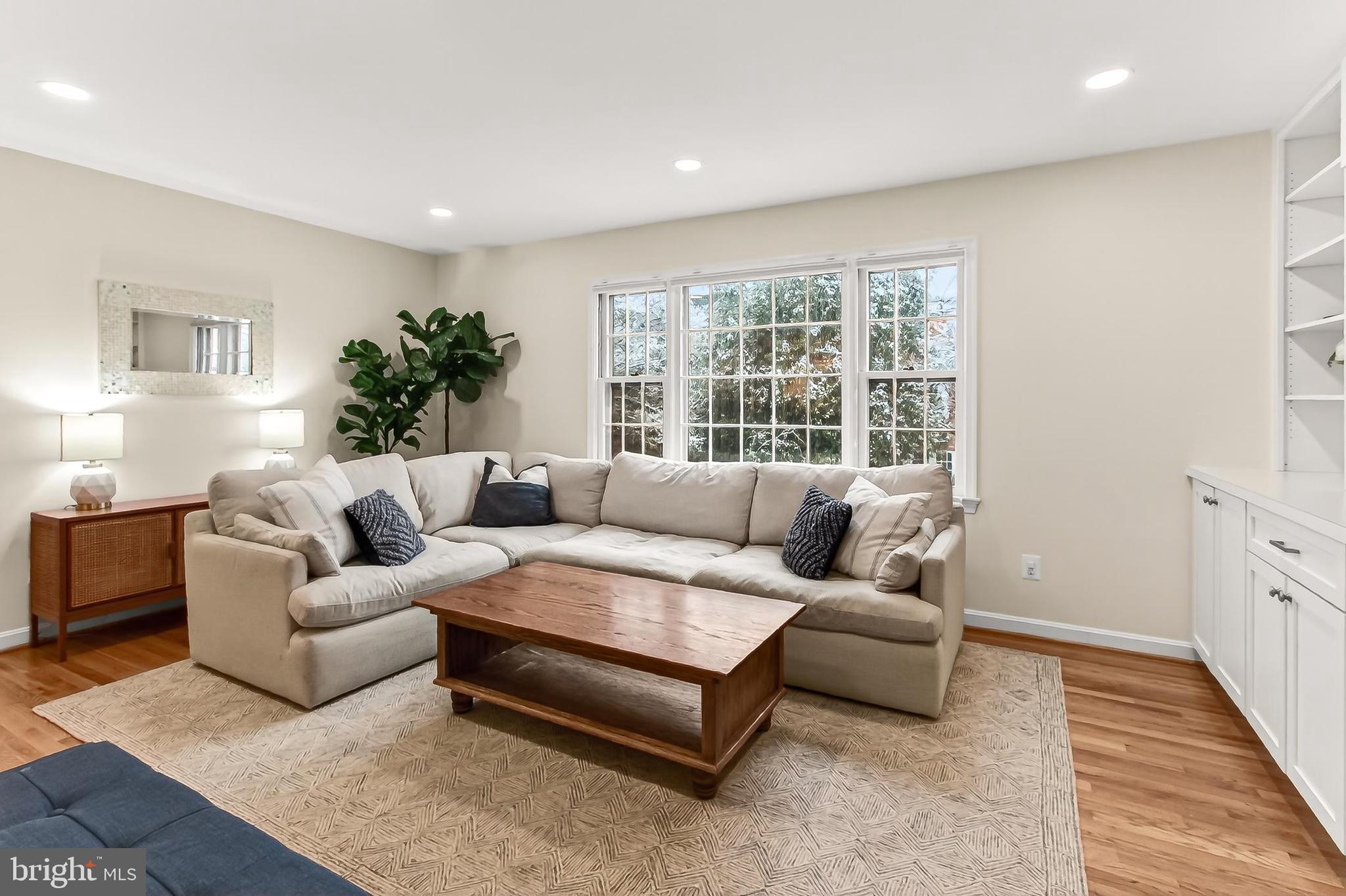 STONEHURST - Residential