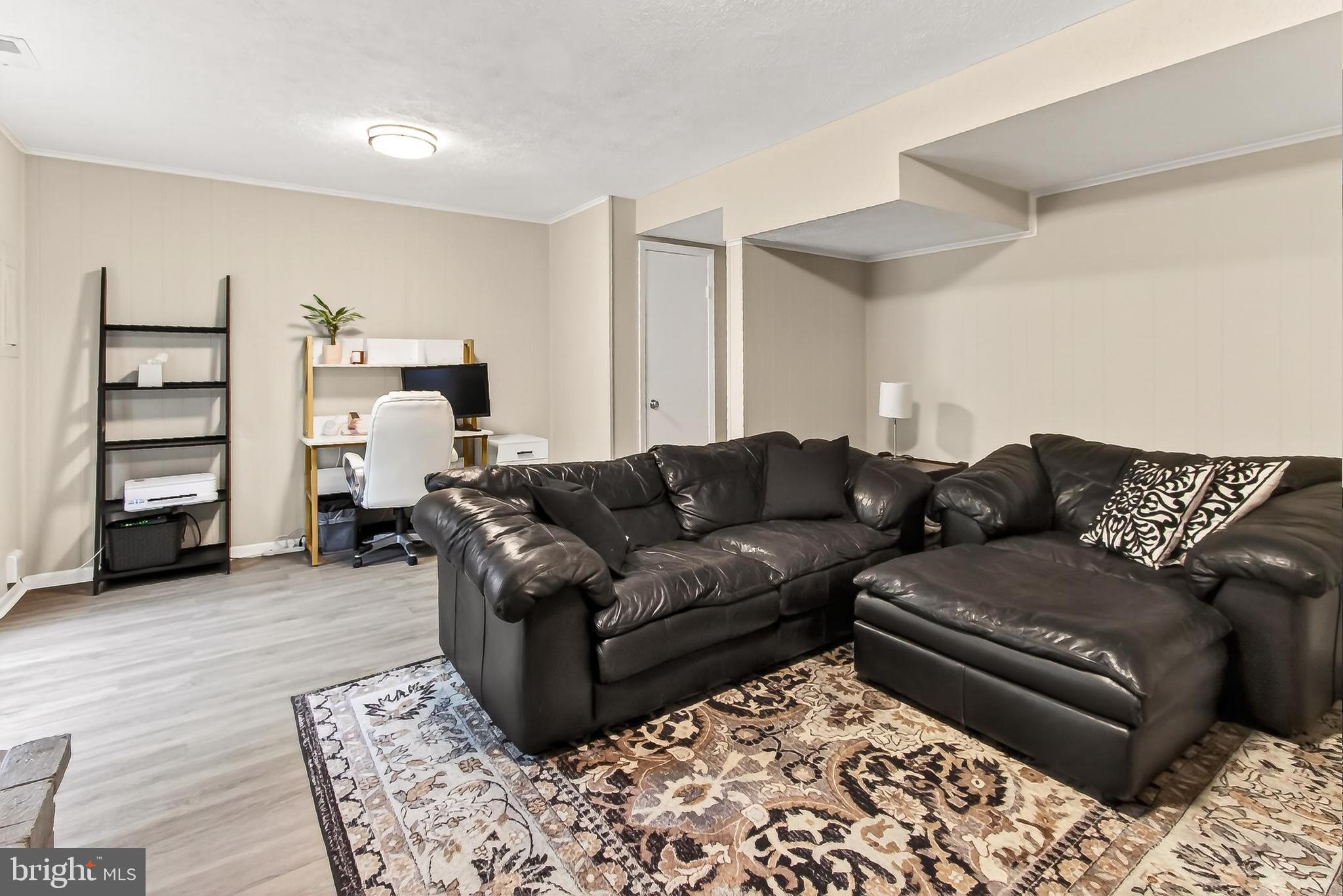 STONEHURST - Residential