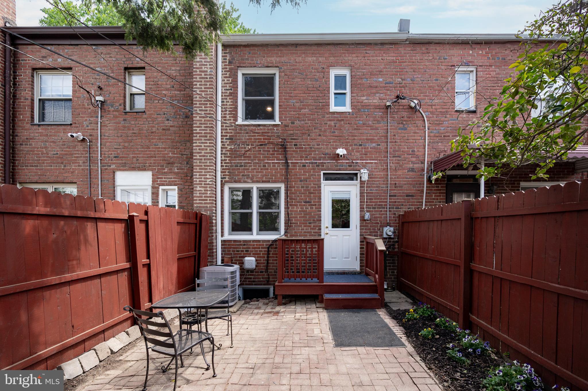 PATRICK HENRY - Residential