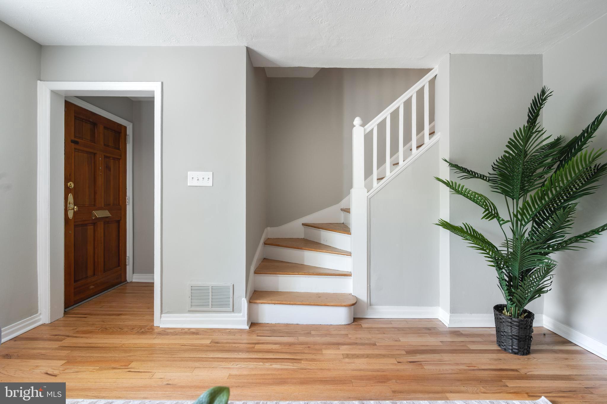 PATRICK HENRY - Residential