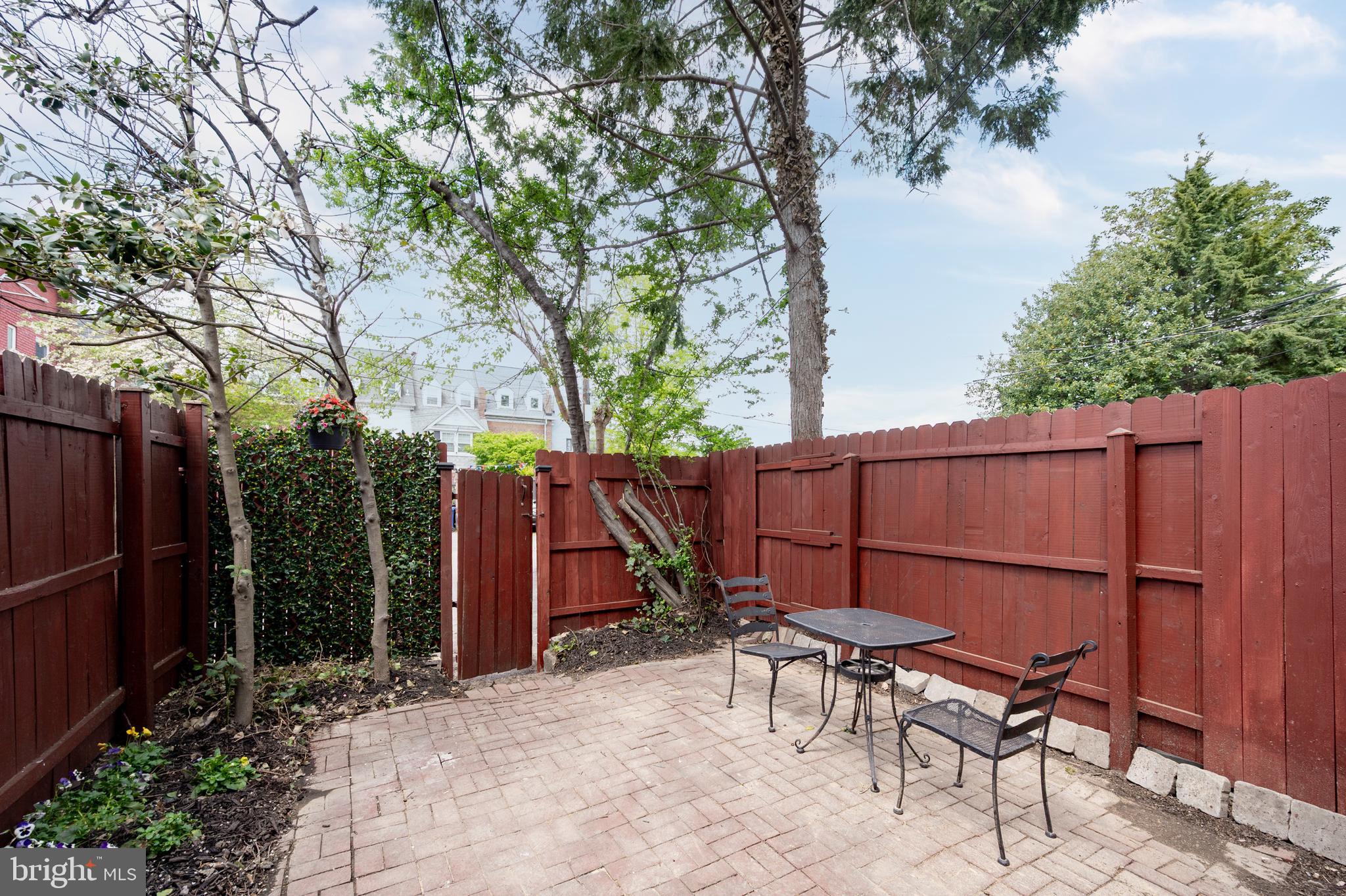 PATRICK HENRY - Residential